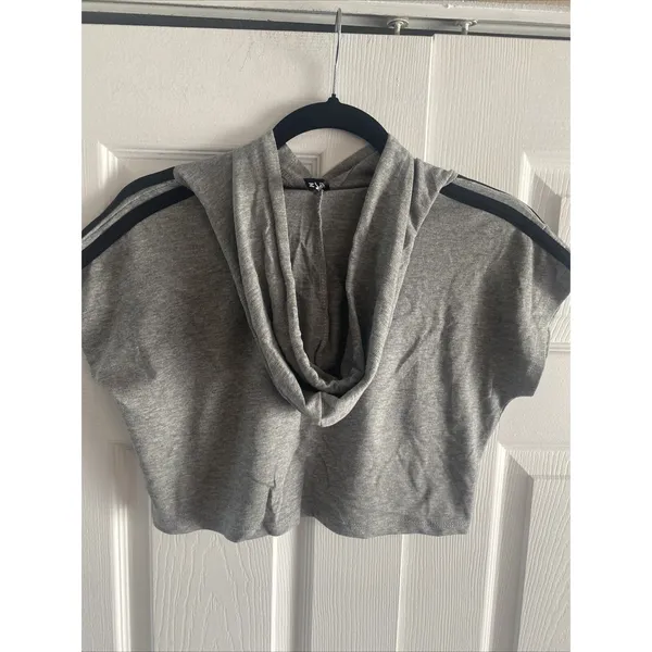 Surf Style Graphic Crop Hoodie Womens Size M Gray Y2K Sporty Short Sleeve Cotton - Image 5