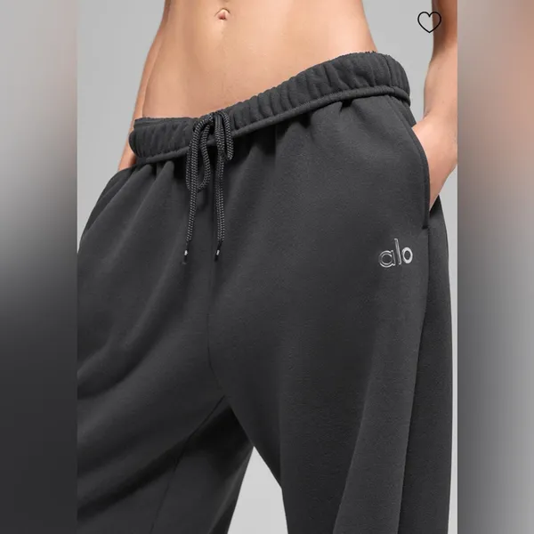 Alo Yoga NWT Accolade Straight Leg Anthracite Grey Color Size S - Image 4