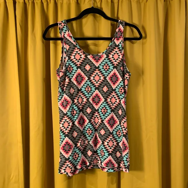 No Boundaries Geometric Print Stretch Tank Top - Image 2
