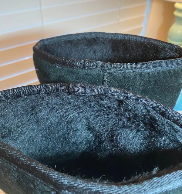 Skechers Australia Womens Winter Boots Black Round Toe Pull On Faux Fur Lined - Image 5