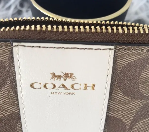 NWT Coach Corner Zip Wrislet In Signature Canvas - Image 7