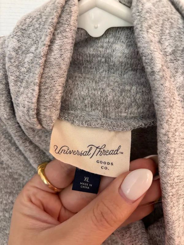 Universal Thread Sweater - Image 3