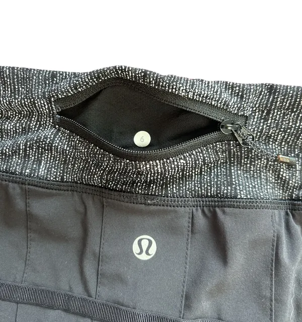 LuluLemon Black Pleated Athletica Skirt Skort size 6 - Image 4