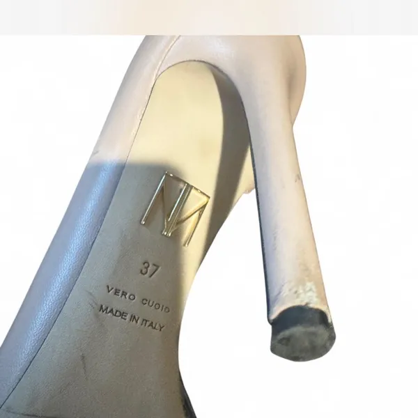Tamara Mellon Nude Heels Size 6 - Image 4