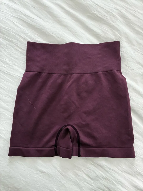 SHEIN Plum Short Sleeve Cropped Active Top - Image 2