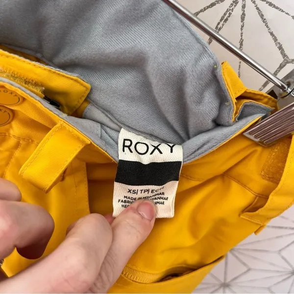 Roxy Snowboard Pant Gold - Image 5
