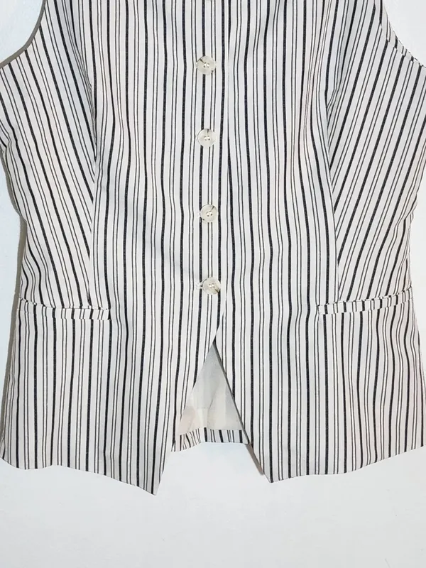 VICI Black and White Stripe Button Down Sleeveless Vest Style Top Sz Large NWOT - Image 3
