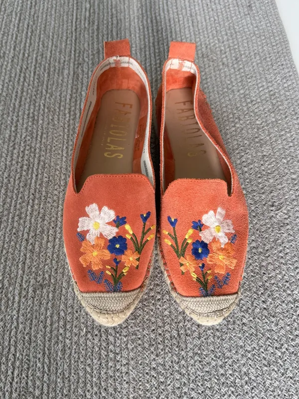 Fabiolas Floral Embroidered Coral Suede Leather Espadrilles Size 38 - Image 2