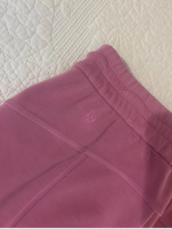 Lululemon Softstreme High-Rise Pants size 4 in rosy pink - Image 3