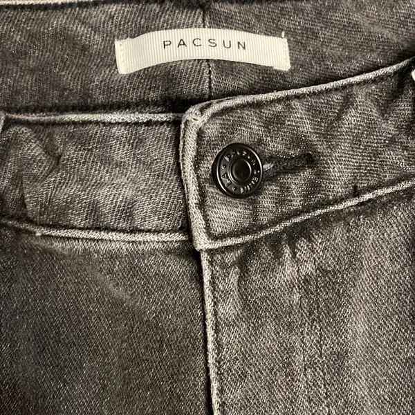 PACSUN Distressed Grey Mom Jeans Size 30 - Image 6