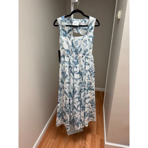 NEW Tuckernuck Hyacinth House Maizie Maxi Dress Blue White size Small - Image 3
