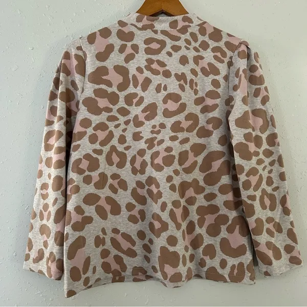Ann Taylor Factory Crew Neck Cream Pink Animal Print Sweater Sweatshirt Medium - Image 4