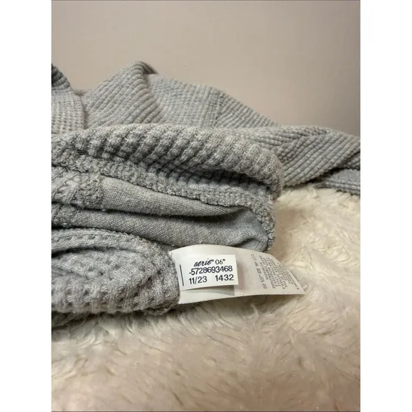 Offline By Aerie Long Sleeve Waffleknit Oversized Top Thumb Holes Size Small - Image 7