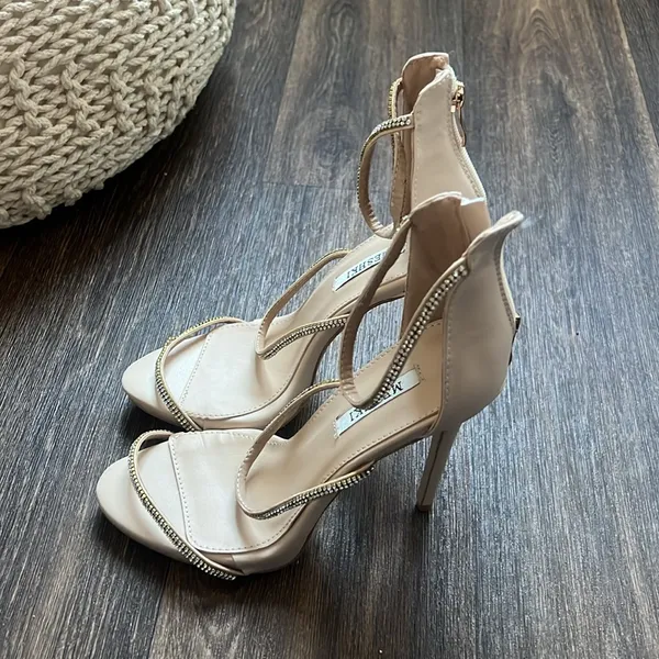 Meshki Alaina Heel - Image 3