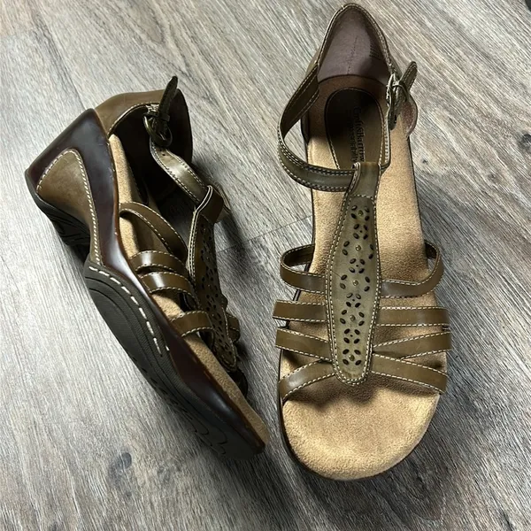 Croft & Barrow Sandals Size 9.5 Medium - Image 2