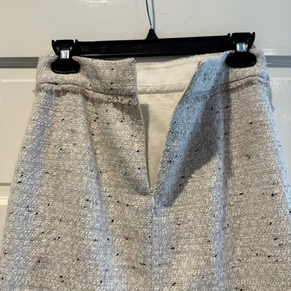 Ann Taylor Petite Pencil Skirt Beige Tweed Lined Fringe Hem‎ Career Size 0P - Image 6