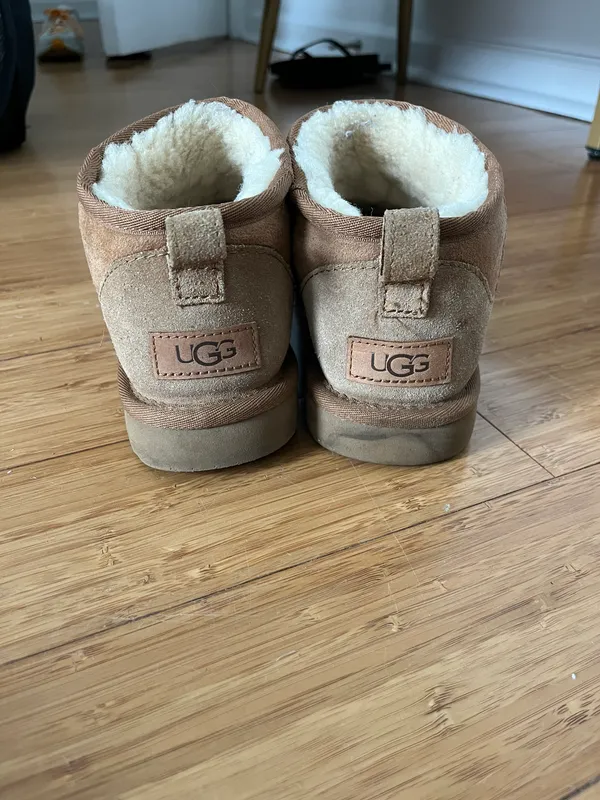 UGG Mini Boots - Image 3