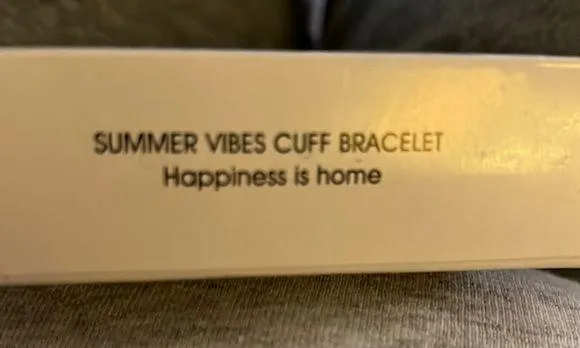 Avon Cuff Bracelet Gold - Image 2