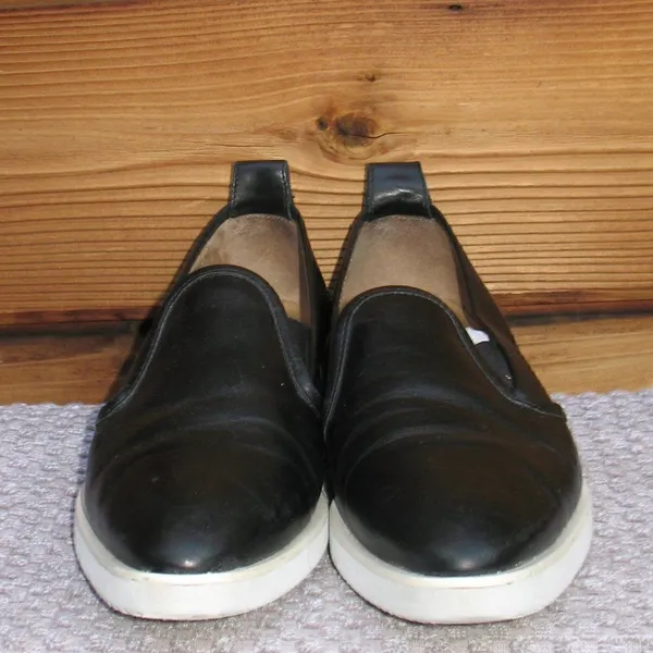Everlane Black the Street Shoe 10.5 - Image 4