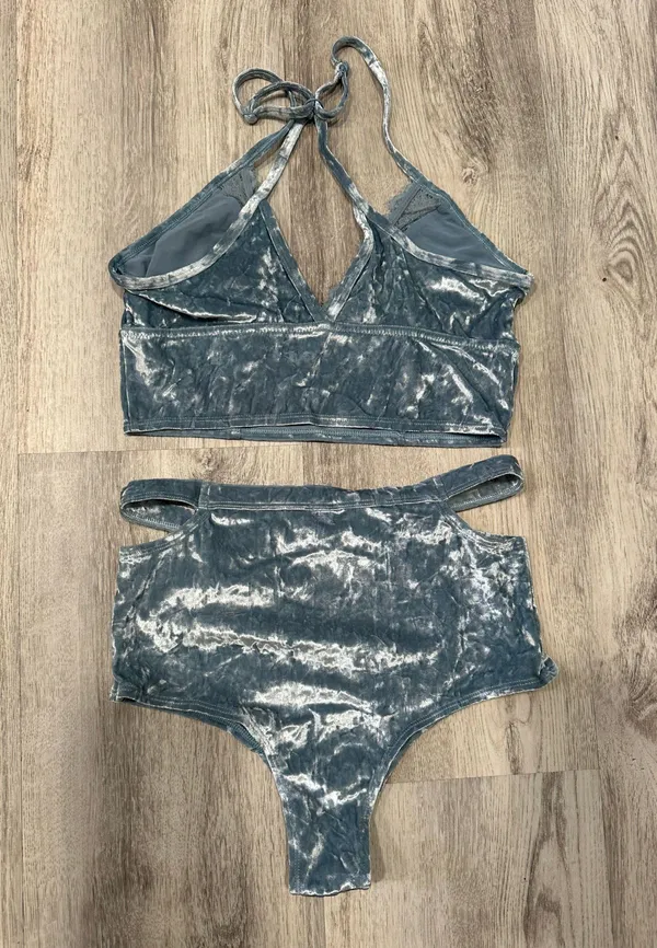 Aerie Two Piece Set - Image 2