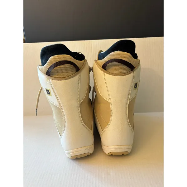 Burton Tribute womens sz 6.5 snow board ski boots - Image 5