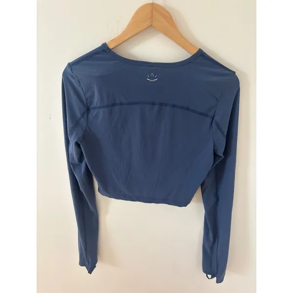 Beyond Yoga Womens Long Sleeve Crop Top Blue Crew Neck Slim Fit Size Medium - Image 3