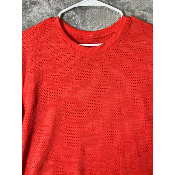 Lululemon Breeze By Short Sleeve *Squad Thermal Red Size 6 Athleisure Work‎ Out - Image 2