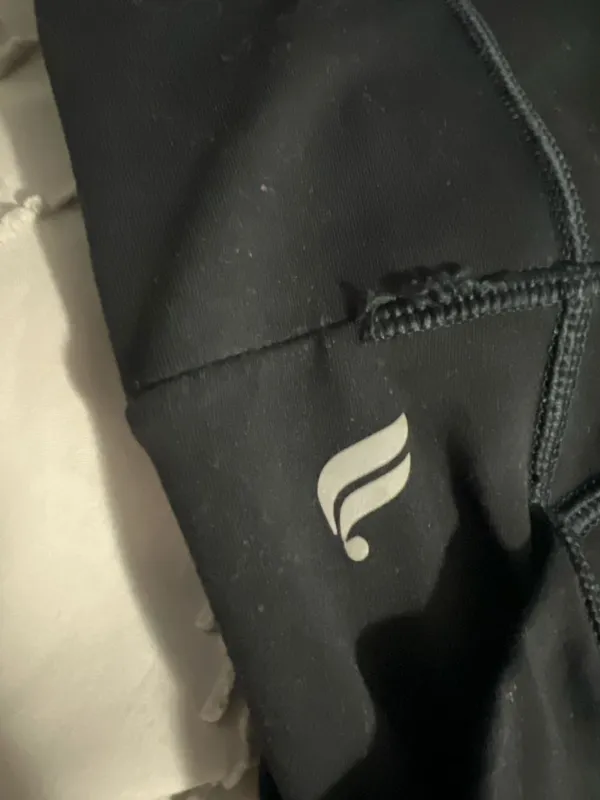 Fabletics PureLuxe High-Waisted Side Pocket Leggings - Image 2