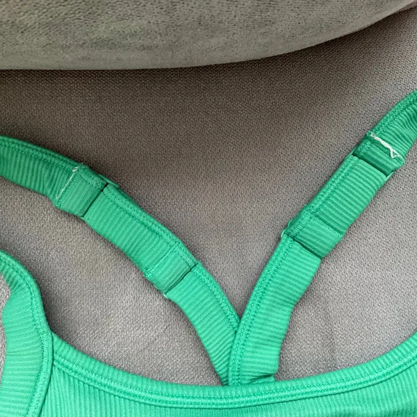 Alo Yoga Seamless Ribbed Favorite Bra Tank Lettuce L - Image 4