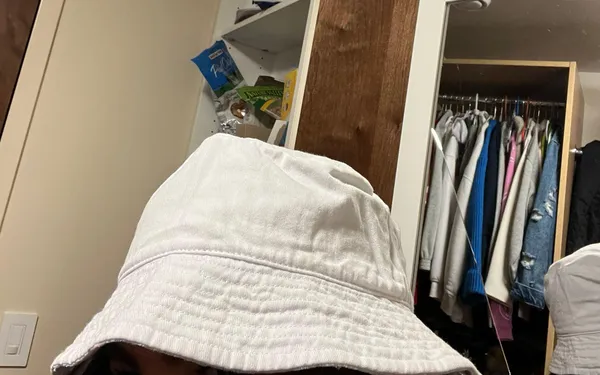 Plain White Bucket Hat - Image 3