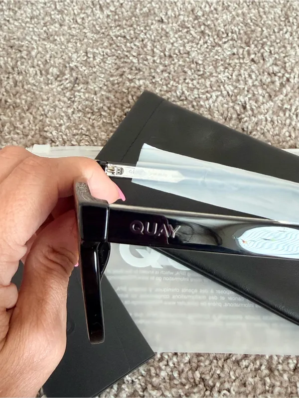 NIB Quay Game Over 49mm Square Sunglasses black smoke polarized unisex - Image 9