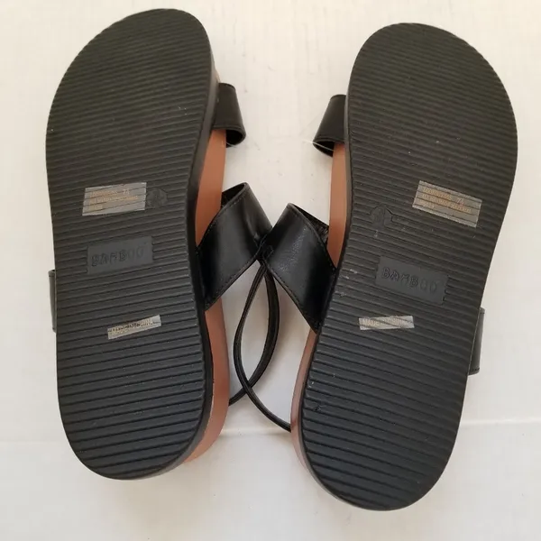 Bamboo Black Strap Platform Sandals 7.5 - Image 5