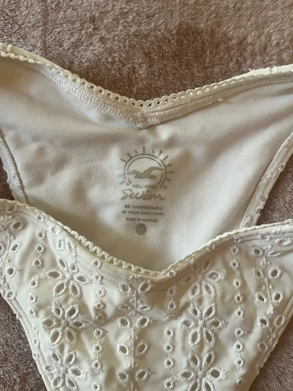 White Hollister Bikini Set - Image 2