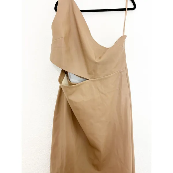 NWT L'Agence Tan Brown Aliyah Cutout One-Shoulder Faux Leather Dress Size 18 - Image 10