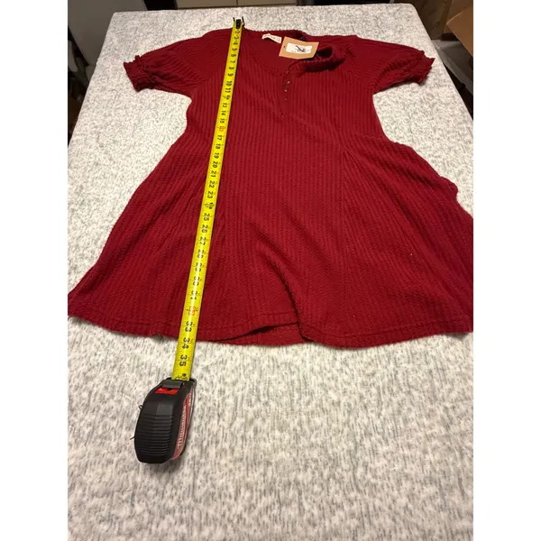 New In Small Red Waffle Knit V Neck Short Sleeve Button Detail Dress - Image 4