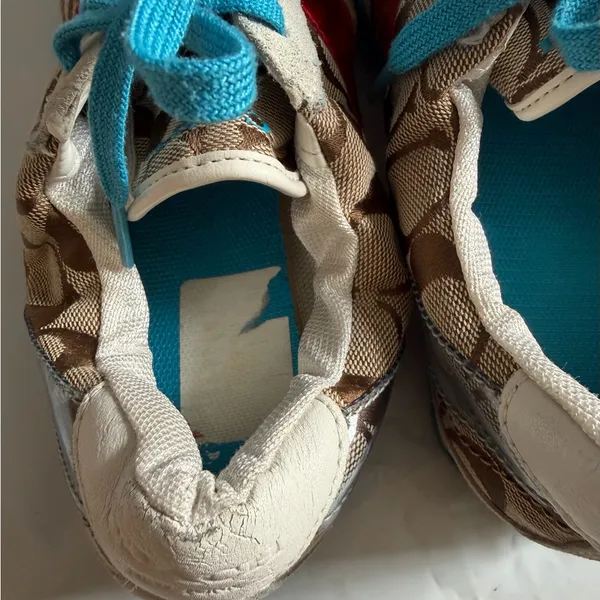 Coach White and Blue Sneakers - Image 6