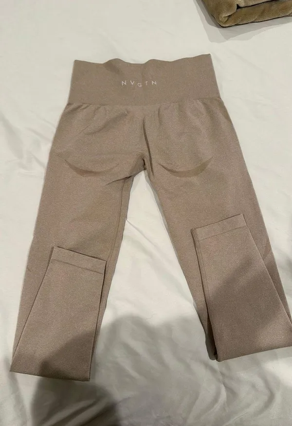 NVGTN Seamless Contour Leggings - Image 2