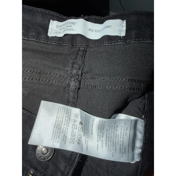 Levi's Black High-Rise Skinny Jeans - Image 3