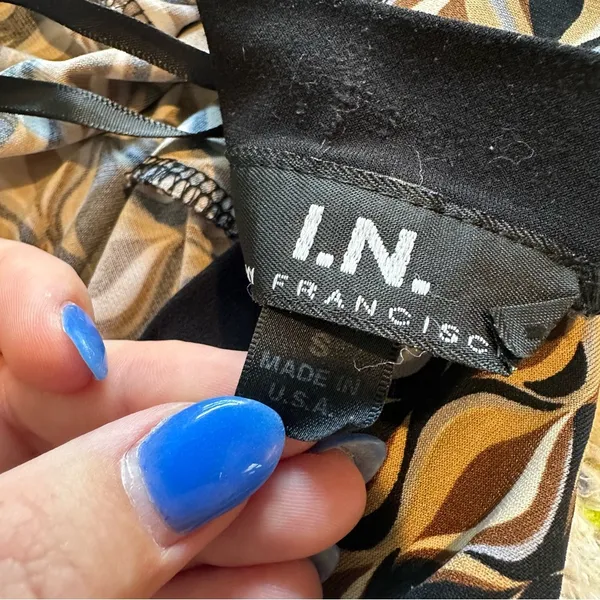 I.N. San Francisco Y2K Tie Back Top. Size: Small. Black Geometric print. - Image 6