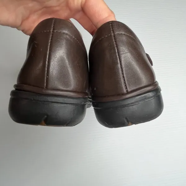 CLARKS Loafers Comfort Slip On Shoes Womens Artisan Unstructured Brown Leather 7 - Image 4