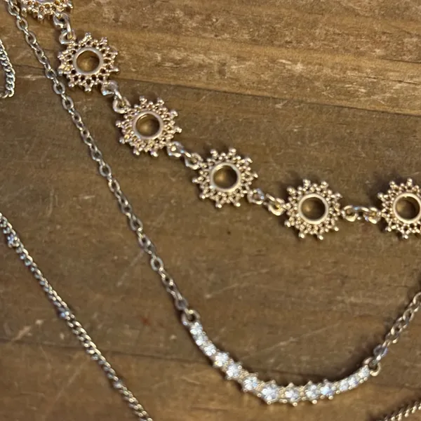 Express gold tone triple layered rhinestone Y necklace - Image 5