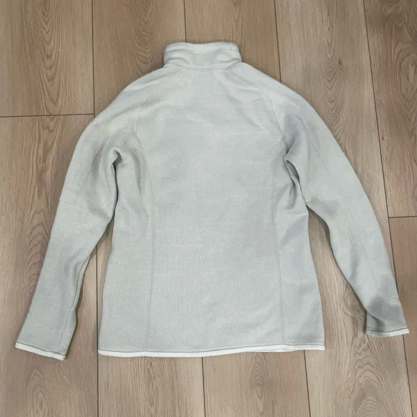 Patagonia 1/4-Zip Pullover Sweater Cream - Image 7