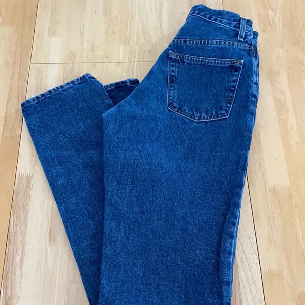 Vintage Gap Jean EUC  - Image 3