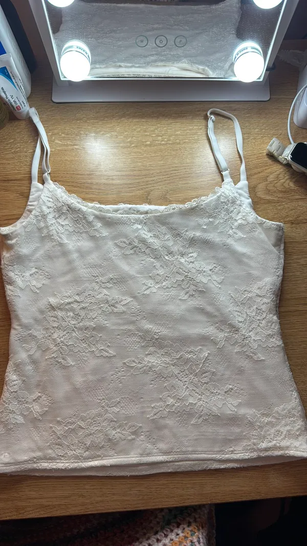 Abercrombie Bra Free Cami Tank - Image 4