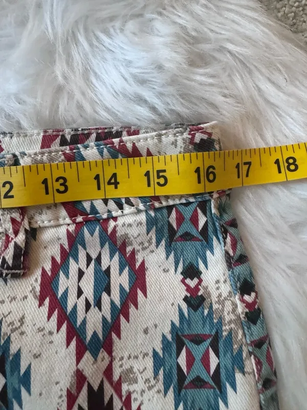 Rock & Roll Denim Aztec Print Bargain Button Bell Bottom Jeans Size 32x32 - Image 9