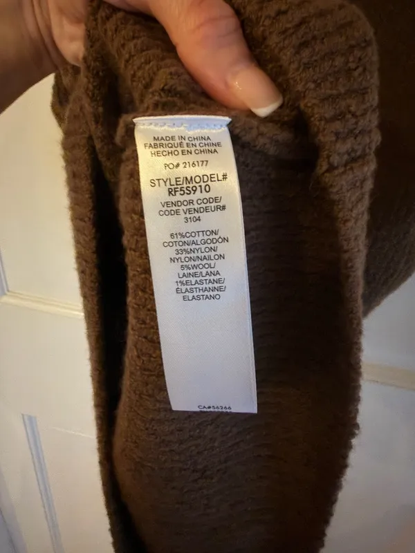 Splendid x Cella Jane Brown Cowl Neck Sweater Vest - Image 4