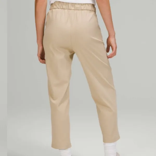 Lululemon 12 Stretch High Rise Crop 23" in Trench Tan - Image 4