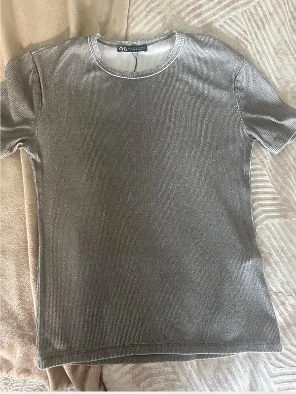 Zara women Metallic Silver Crew Neck T-Shirt - Image 6