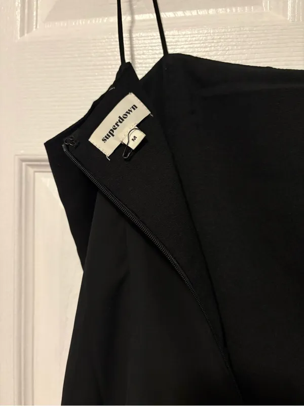 Superdown Revolve Syrus Slit Mini Dress Black Size M Ruched - Image 6