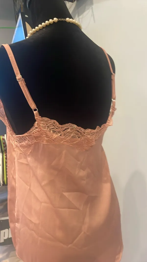 Blu Pepper Pink cami with lace trim small fit - Image 4
